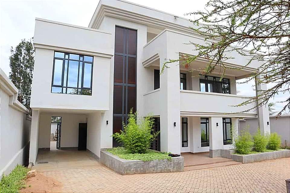 5 BEDROOM VILLAS RONGAI RIMPA