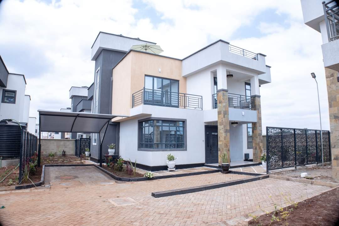 4 BEDROOM MAISONETTE KENYATTA RD