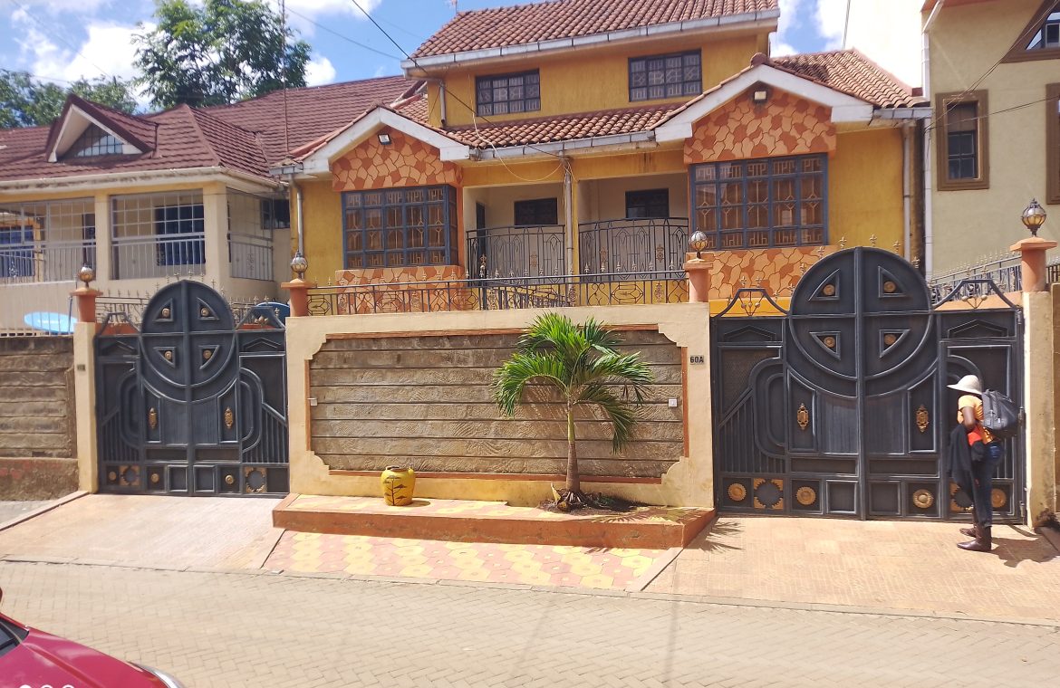 EXCLUSIVE MORDEN TOWN HOUSE FOR SALE IN ROYSABU MIREMA DRIVE NEXT TO USIU AND BEHIND SAFARI PARK HOTEL.