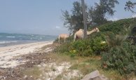 2.8 ACRES BEACH PLOT IN NYALI MOMBASA-KENYA FOR SALE