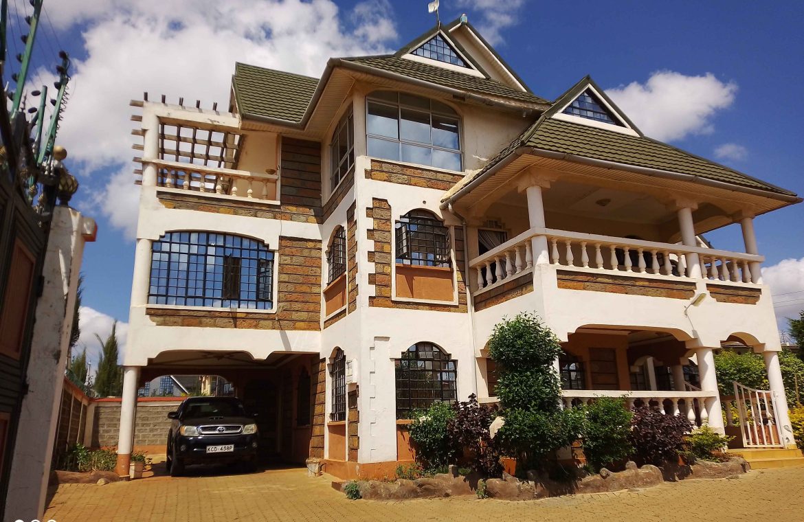 MAGNIFICENT EXQUISITE 6 BEDROOMS HSE FOR SALE IN MUGUTHA (RIVERSIDE) RUIRU